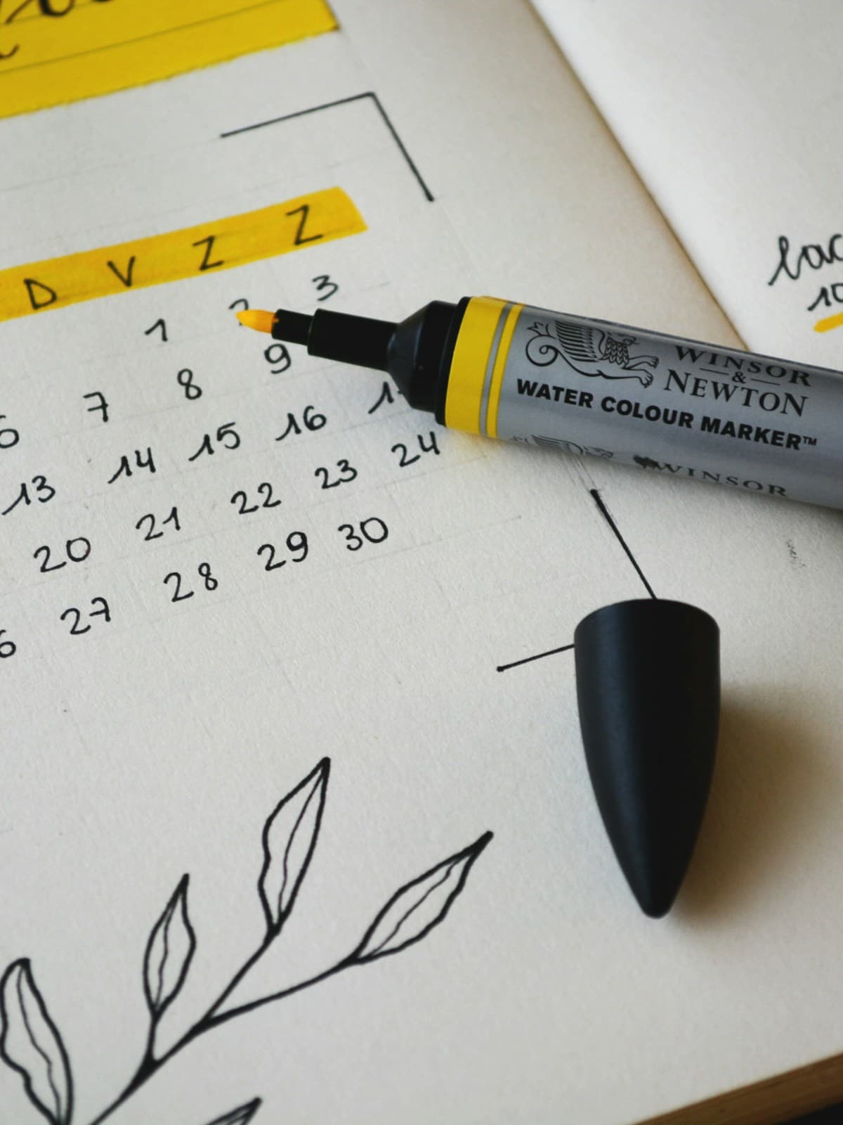 A hand-drawn monthly plan with highlighted dates